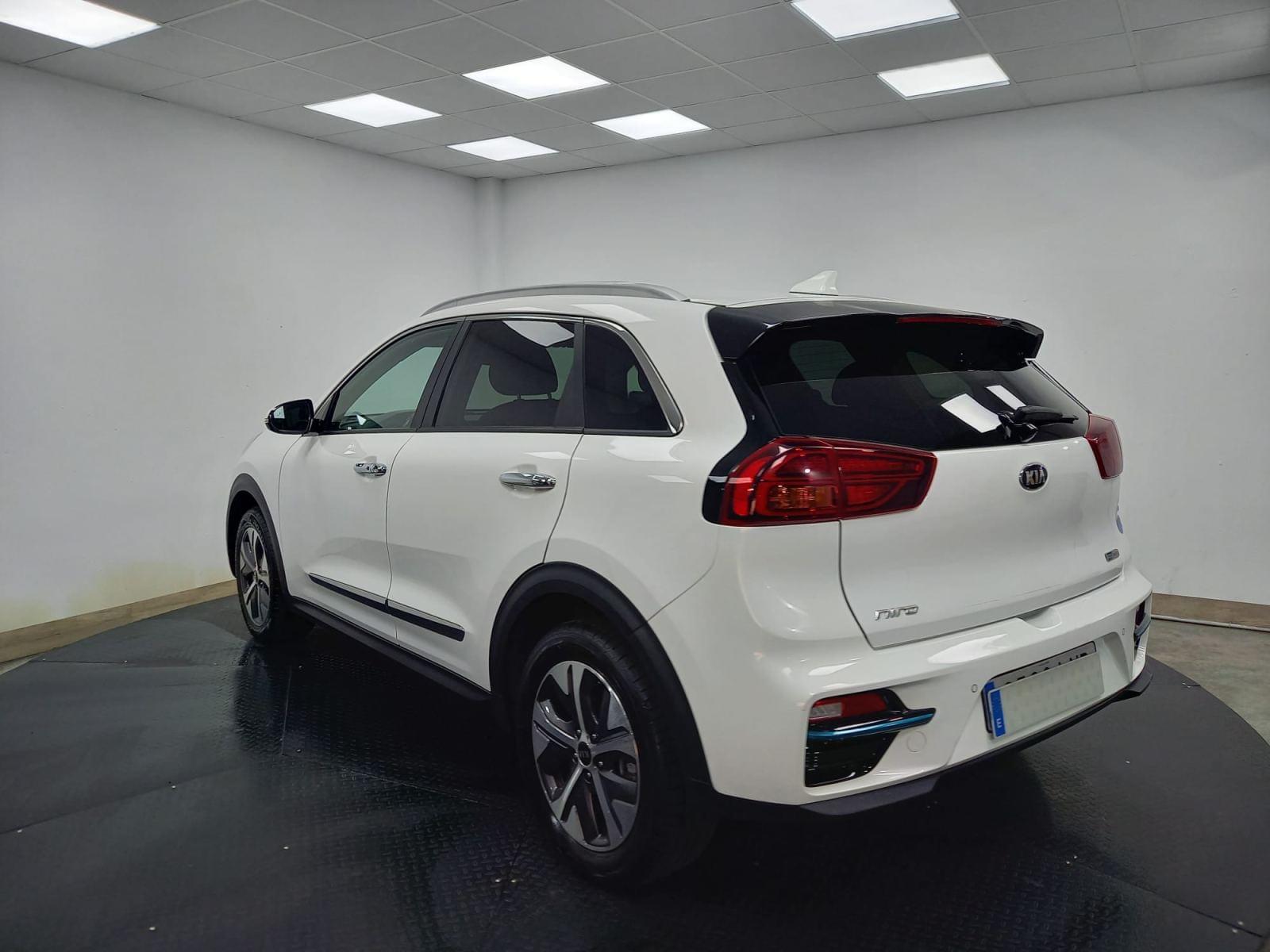 KIA E-NIRO EMOTION 205CV 6 