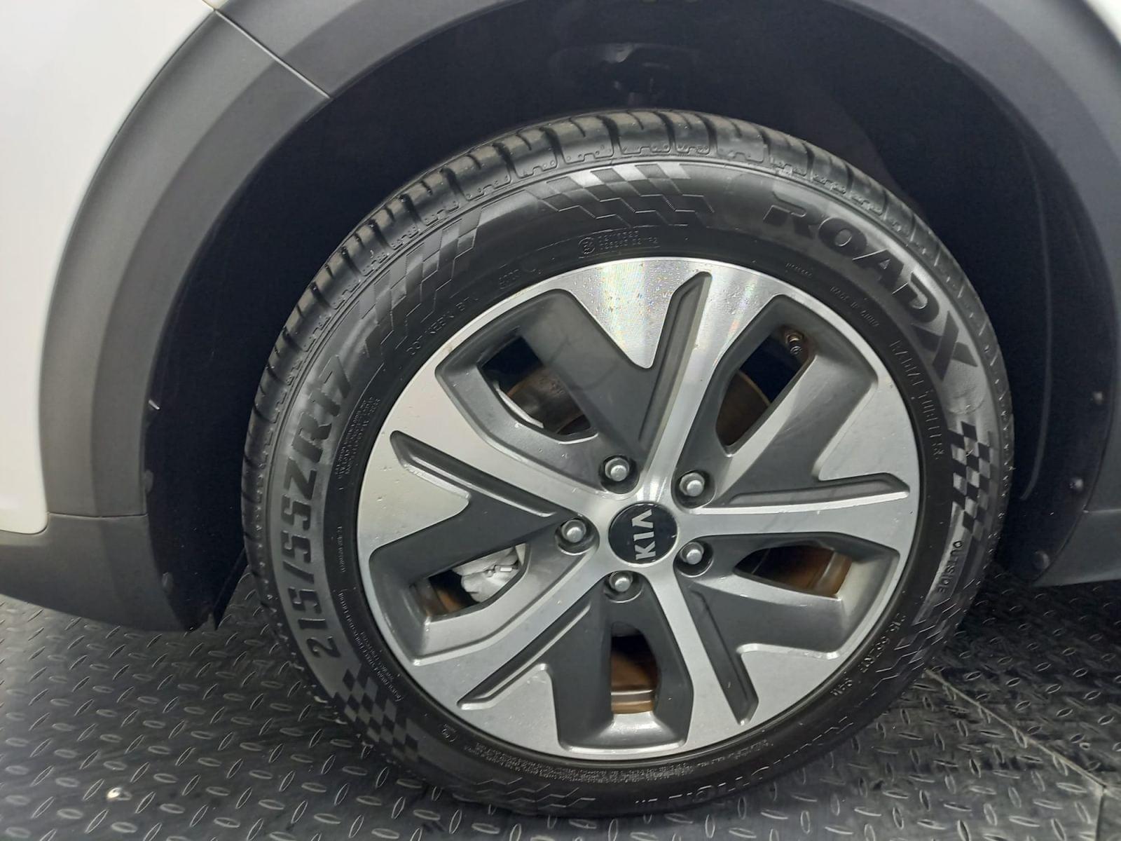 KIA E-NIRO EMOTION 205CV 23 