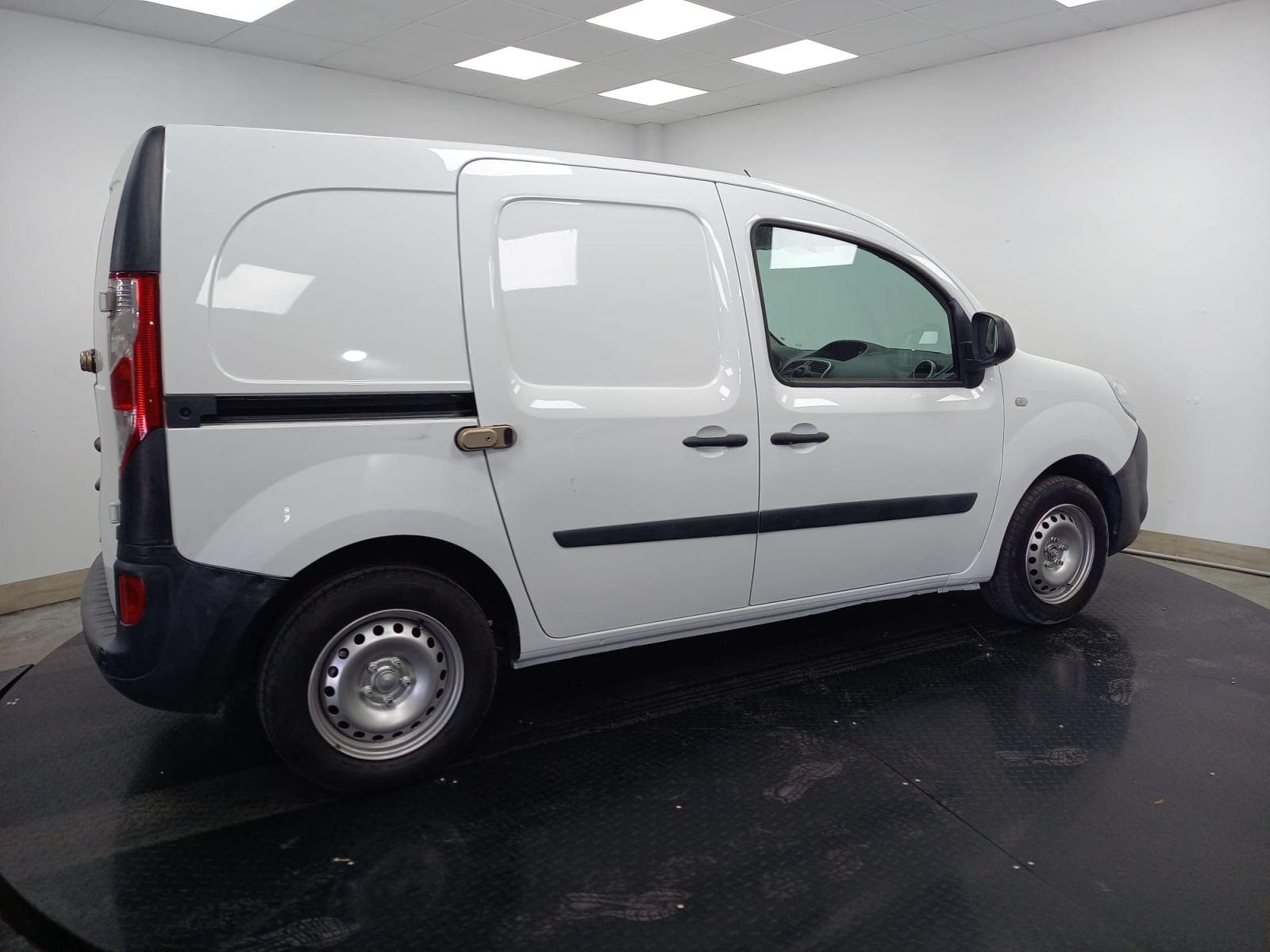 RENAULT KANGOO FURGON PROFESIONAL BLUE DCI 59 KW (80CV) 3 