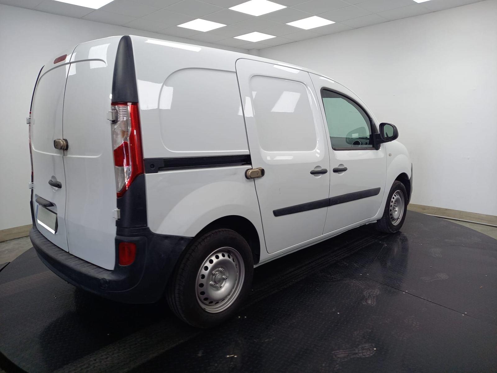 RENAULT KANGOO FURGON PROFESIONAL BLUE DCI 59 KW (80CV) 4 