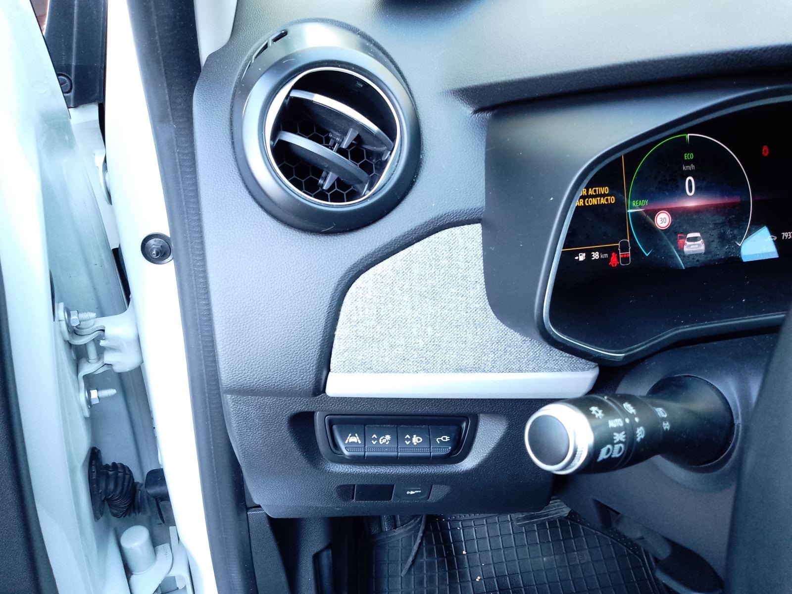 RENAULT ZOE INTENS R135 BATERÍA PROPIEDAD 50KWH 14 