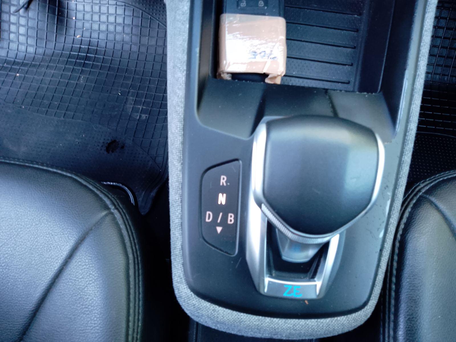 RENAULT ZOE INTENS R135 BATERÍA PROPIEDAD 50KWH 24 