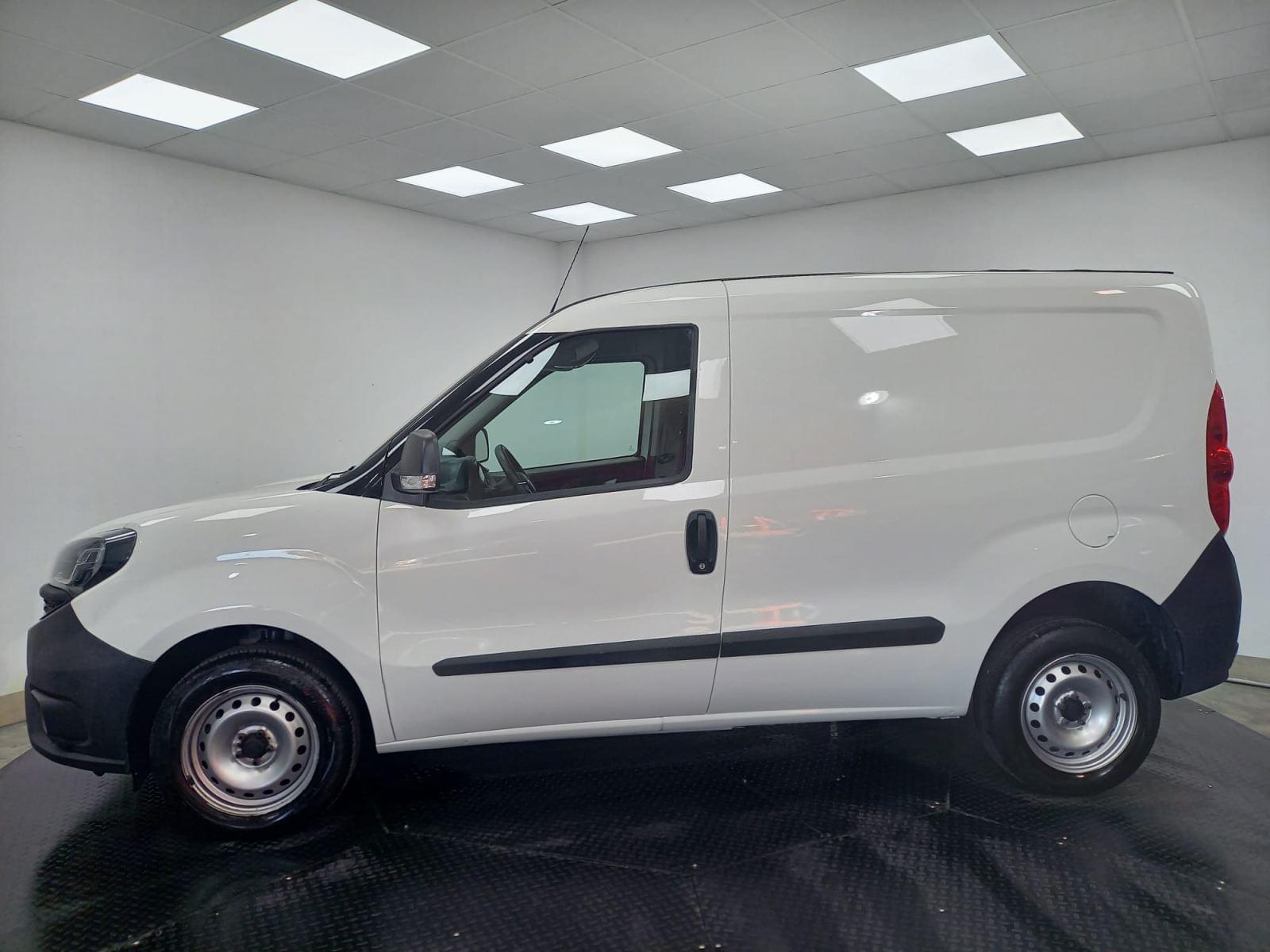 FIAT DOBLÓ CARGO FURGÓN BASE PLUS 1.3 MJET 70KW 7 