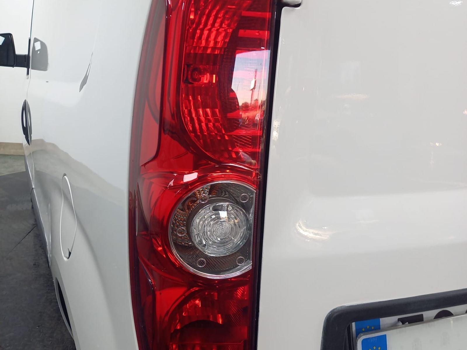 FIAT DOBLÓ CARGO FURGÓN BASE PLUS 1.3 MJET 70KW 8 