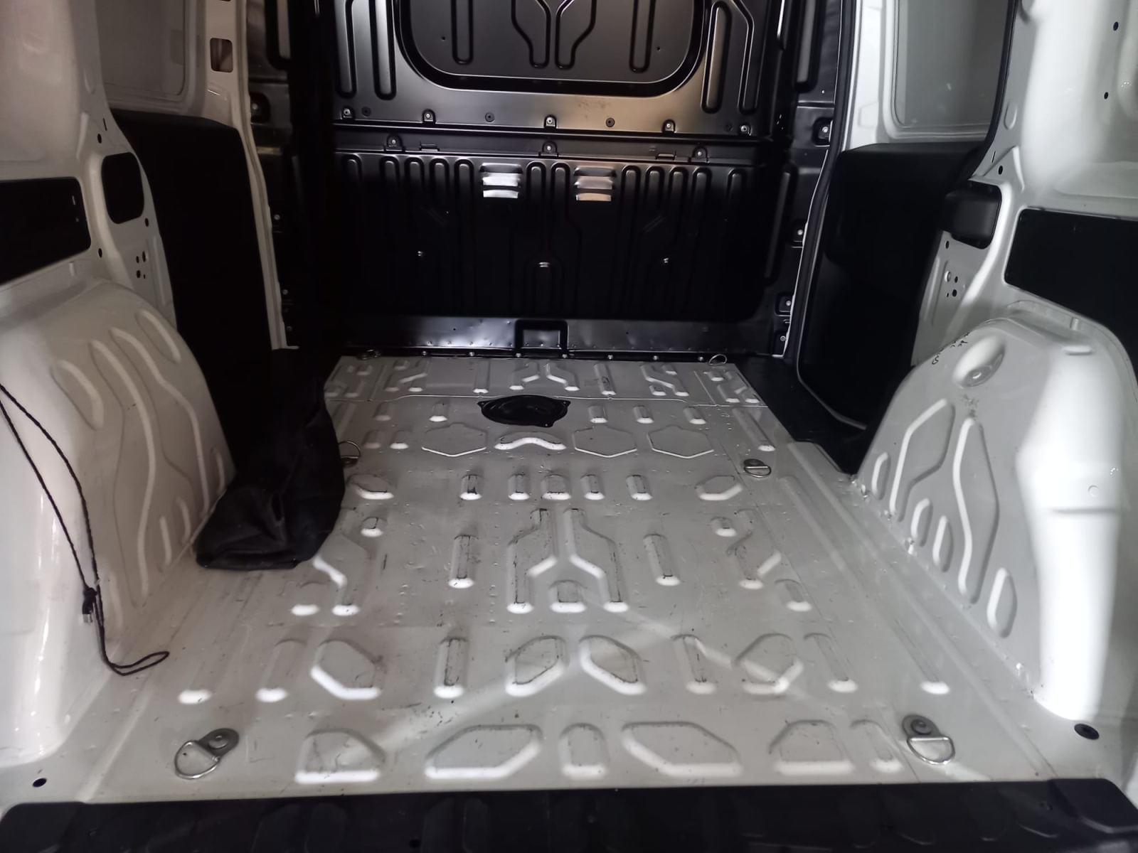 FIAT DOBLÓ CARGO FURGÓN BASE PLUS 1.3 MJET 70KW 31 