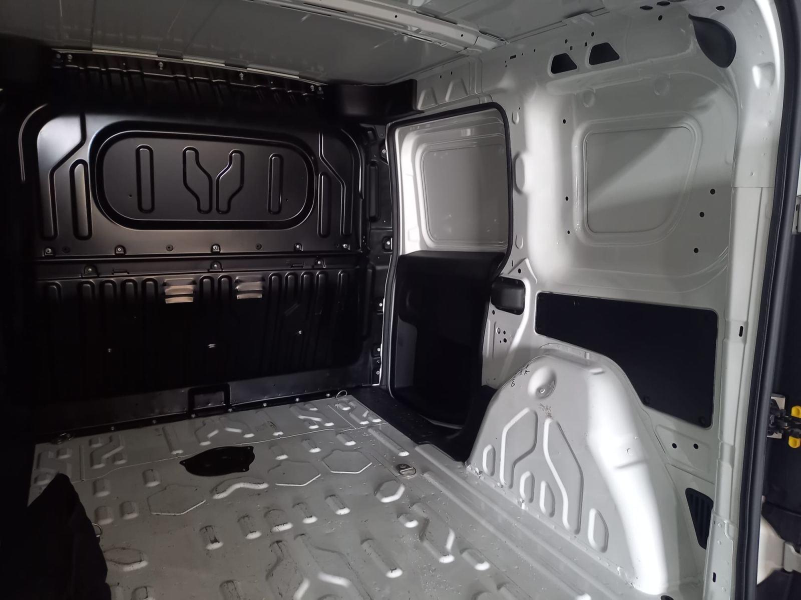 FIAT DOBLÓ CARGO FURGÓN BASE PLUS 1.3 MJET 70KW 33 
