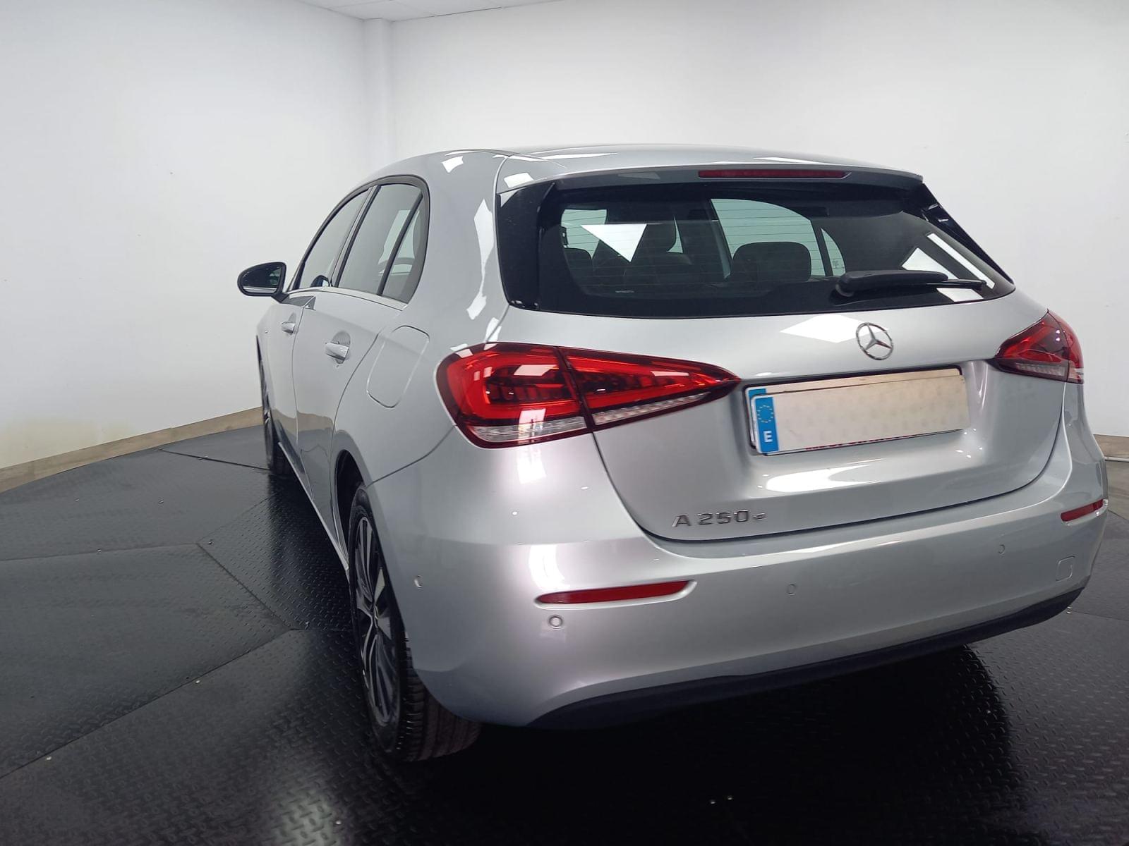 MERCEDES CLASE A 250 E BUSINESS LINE 8G-DCT 6