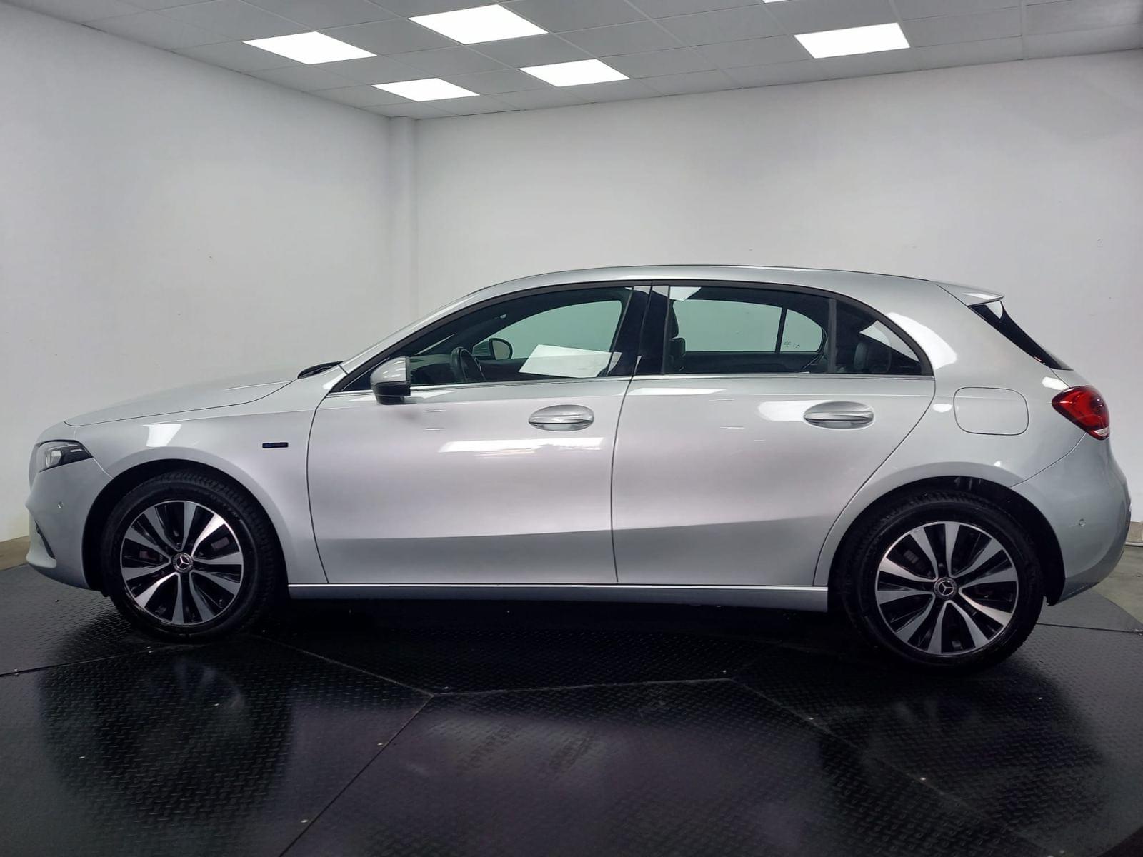 MERCEDES CLASE A 250 E BUSINESS LINE 8G-DCT 7