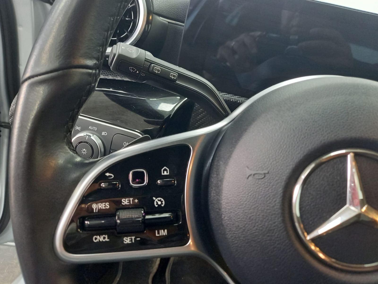 MERCEDES CLASE A 250 E BUSINESS LINE 8G-DCT 26