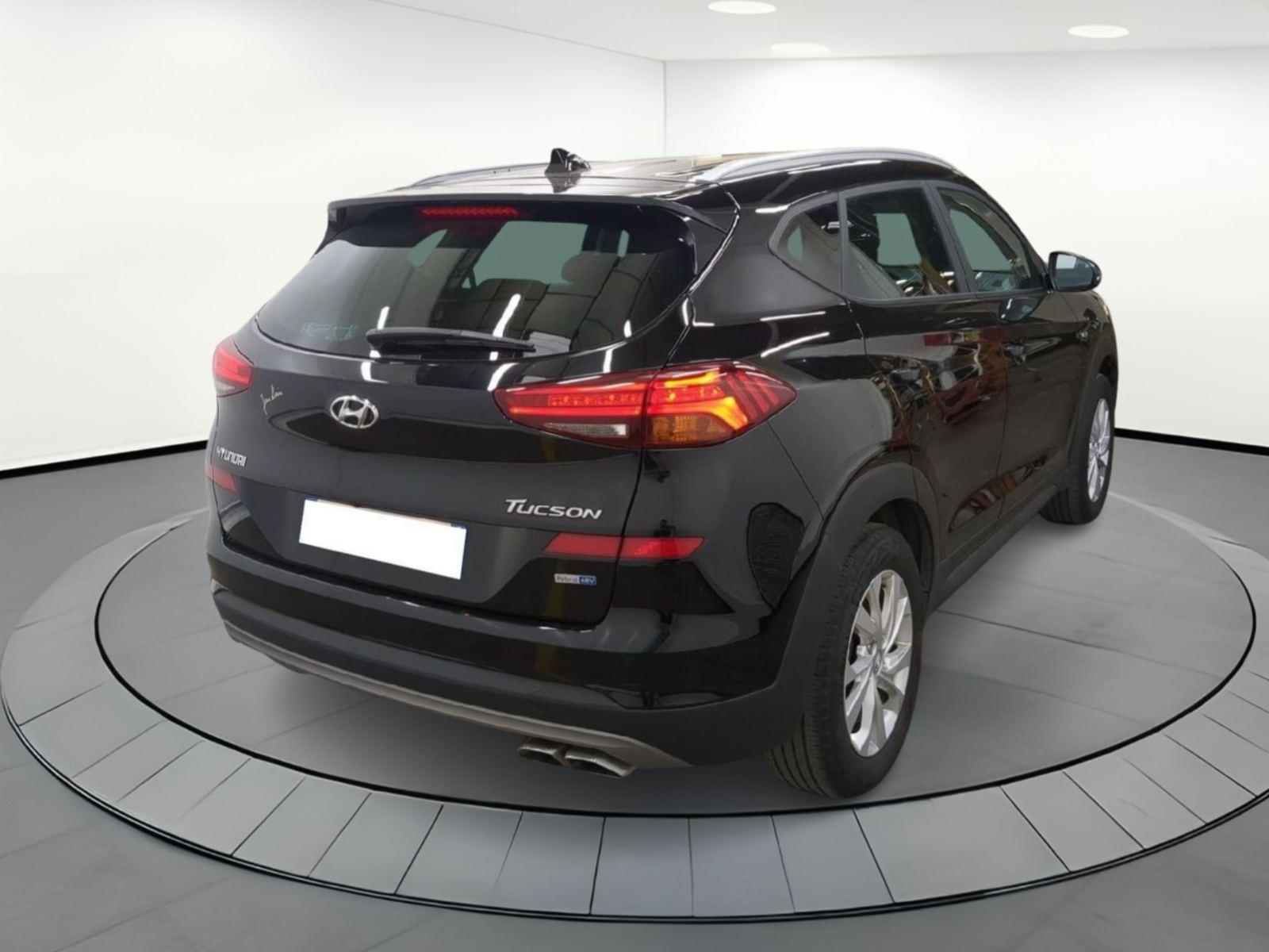 HYUNDAI TUCSON SUV 1.6 CRDI 115 HYBRID 48V BUSINESS 4 