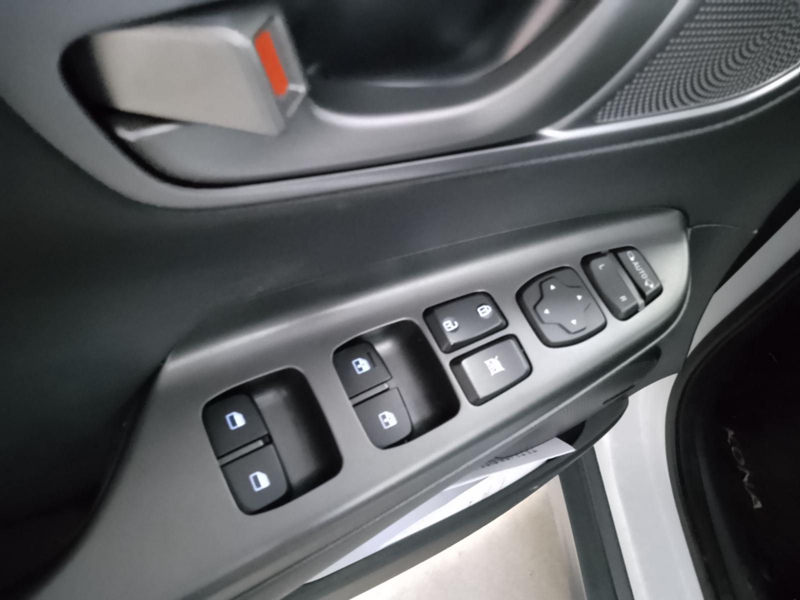 HYUNDAI KONA TODOTERRENO KONA EV 5P 150KW TECNO 10 