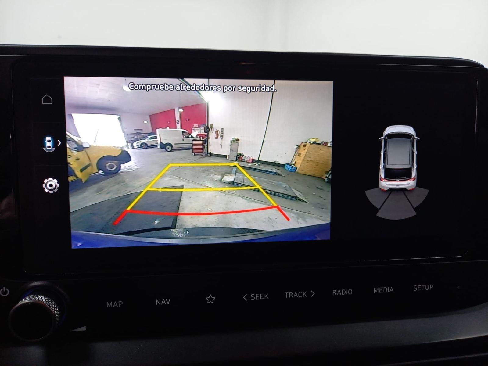 HYUNDAI BAYON 1.0T-GDI 48V INTRO 100CV 10 