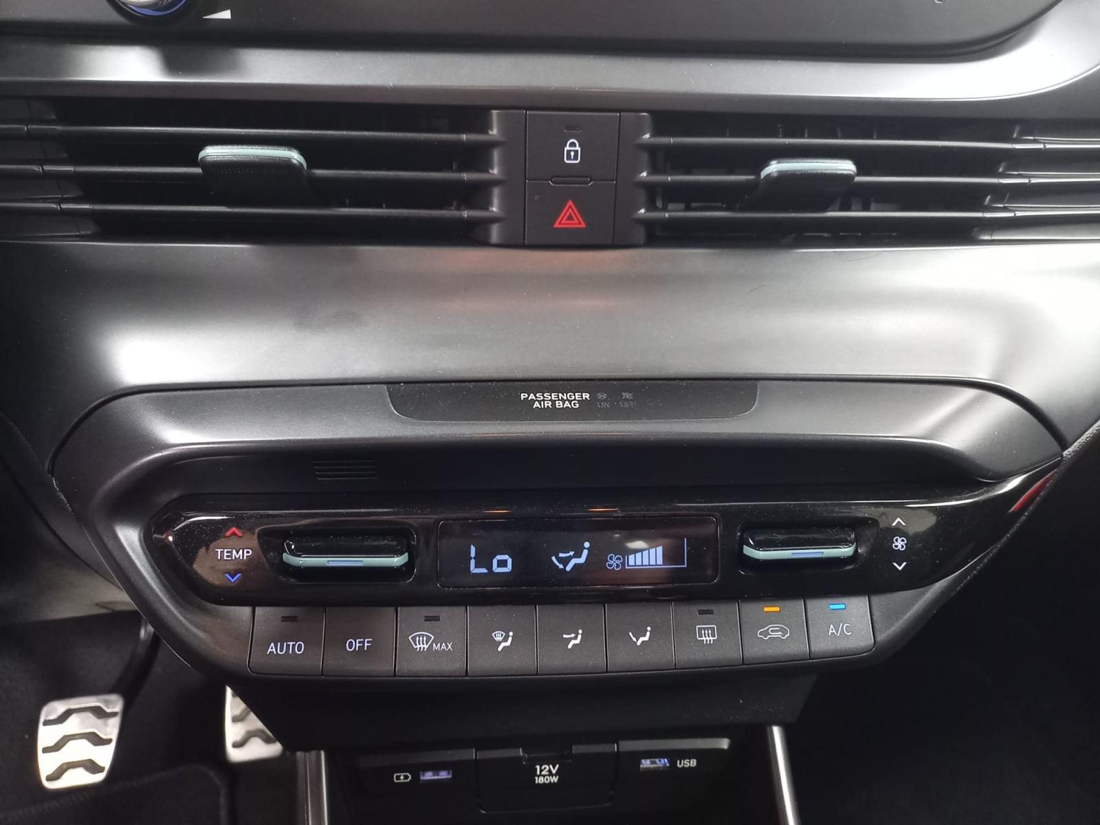 HYUNDAI BAYON 1.0T-GDI 48V INTRO 100CV 15 