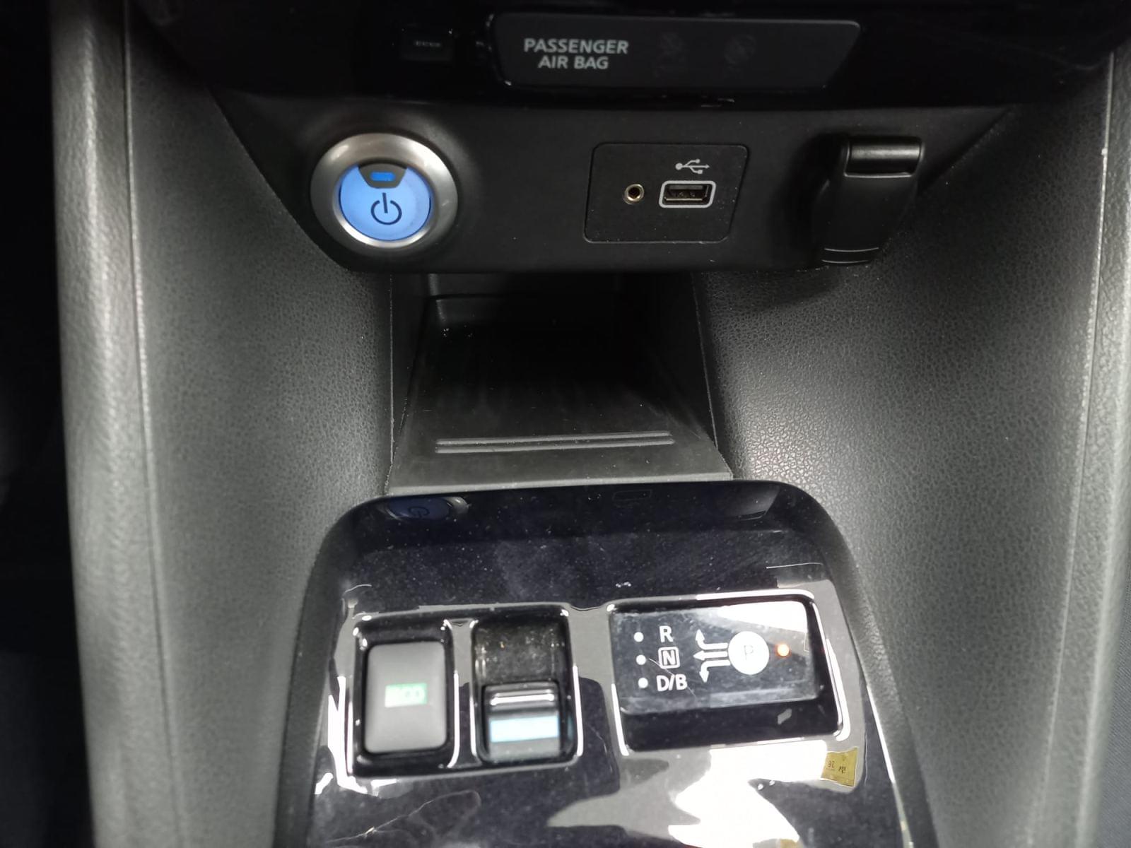NISSAN LEAF BERLINA CON PORTÓN 62KWH E+ N-CONNECTA 23 