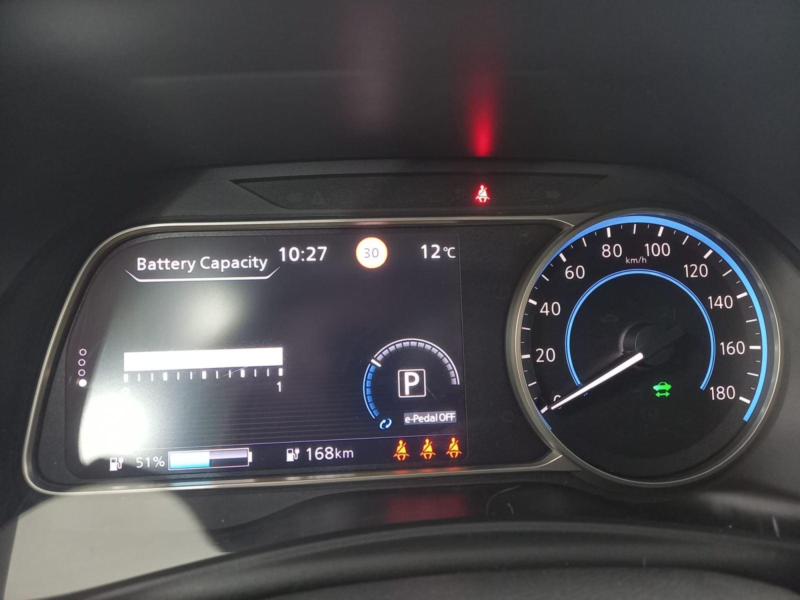 NISSAN LEAF BERLINA CON PORTÓN 62KWH E+ N-CONNECTA 29 