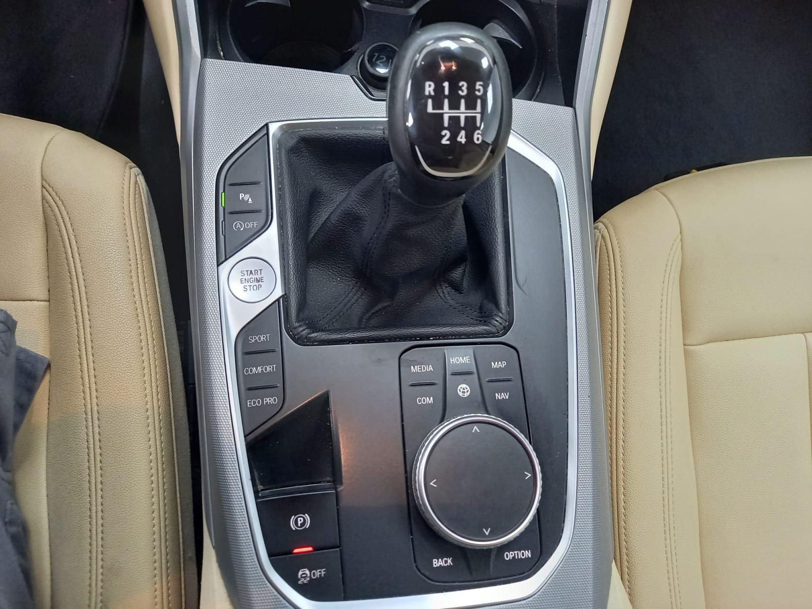BMW SERIE 3 318 d AdBlue 11 