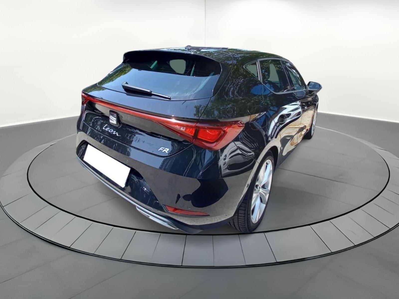 SEAT LEON 1.0 TSI 110 FR Winter Comort Drive&Park 3 