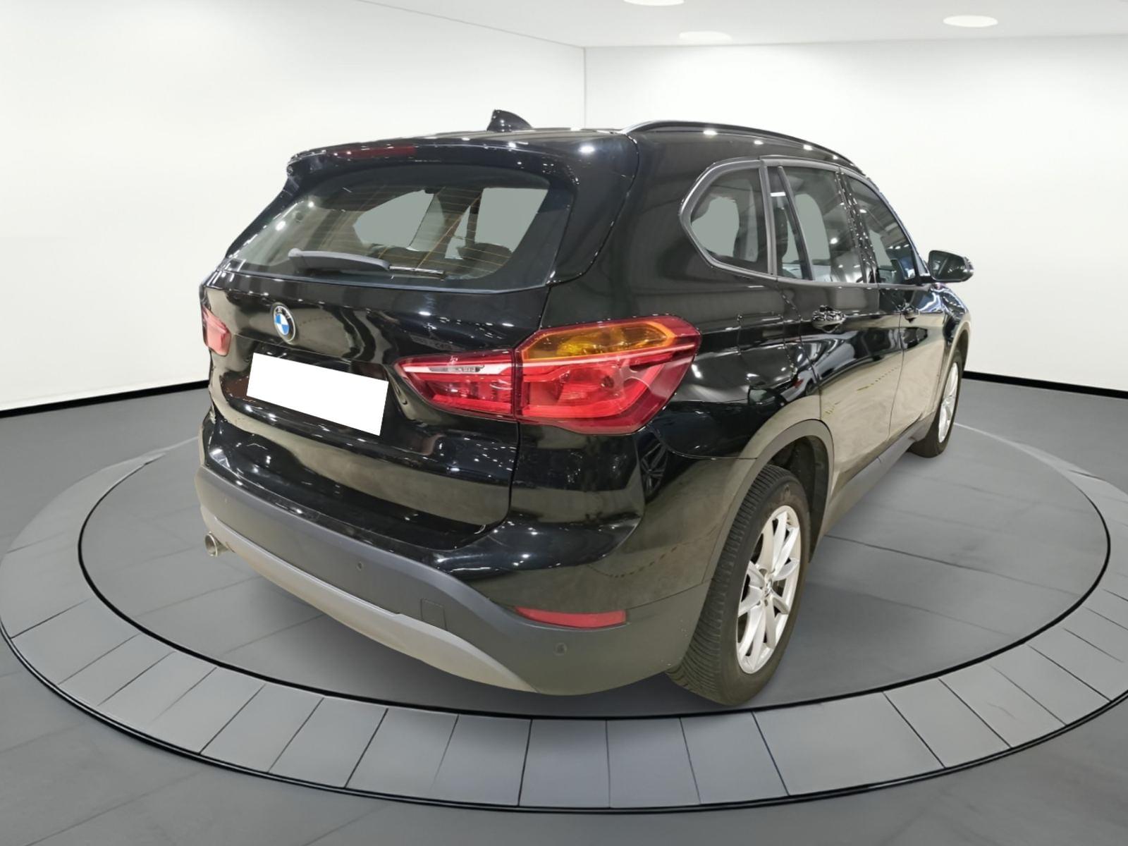 BMW X1 1.5i sDrive18 OPF (EU6d-TEMP) 2 