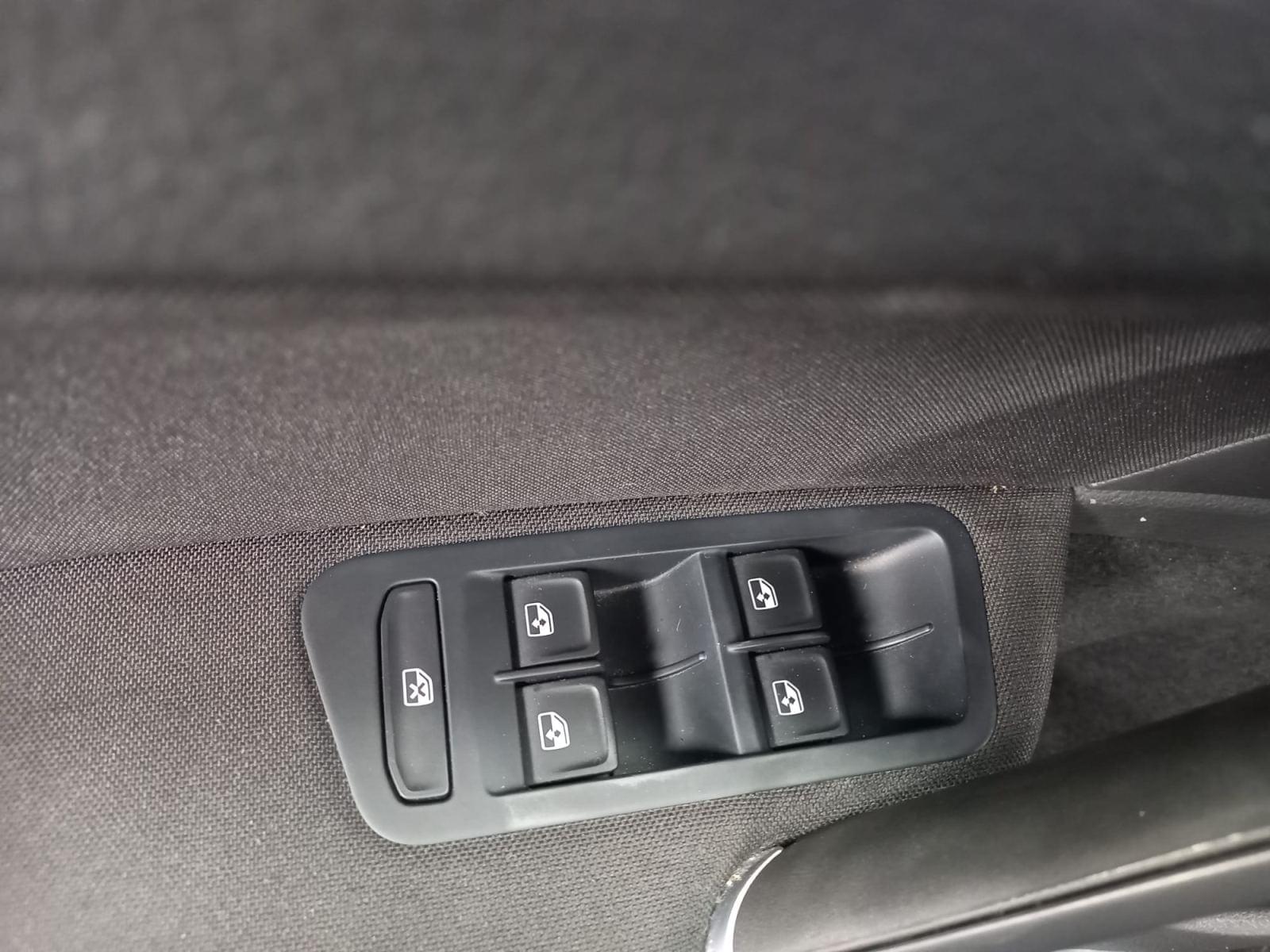 VOLKSWAGEN GOLF VII 1.0 TSI Comfortline OPF (EU6.2) 25 