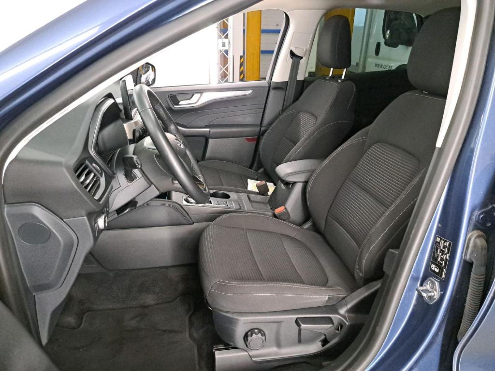 FORD KUGA 2.5I PHEV 165KW TITANIUM AUTO Winter 6 