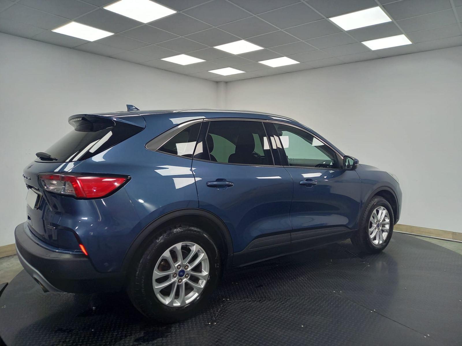 FORD KUGA 2.5I PHEV 165KW TITANIUM AUTO Winter 4 