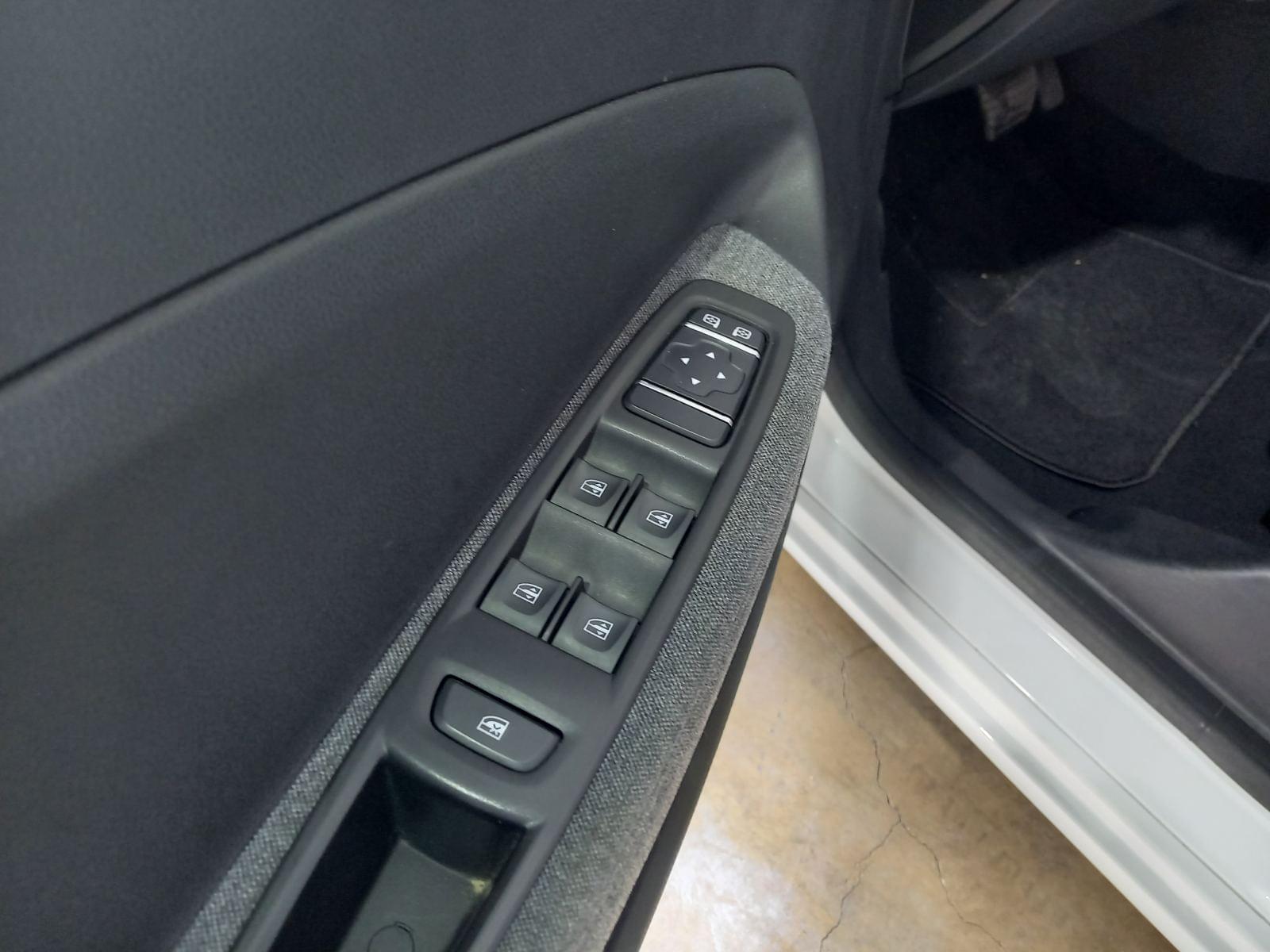 RENAULT ZOE INTENS 100 KW R135 BATERÍA 50KWH 10 