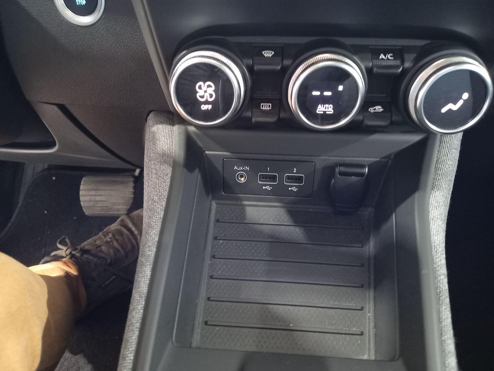 RENAULT ZOE INTENS 100 KW R135 BATERÍA 50KWH 23 