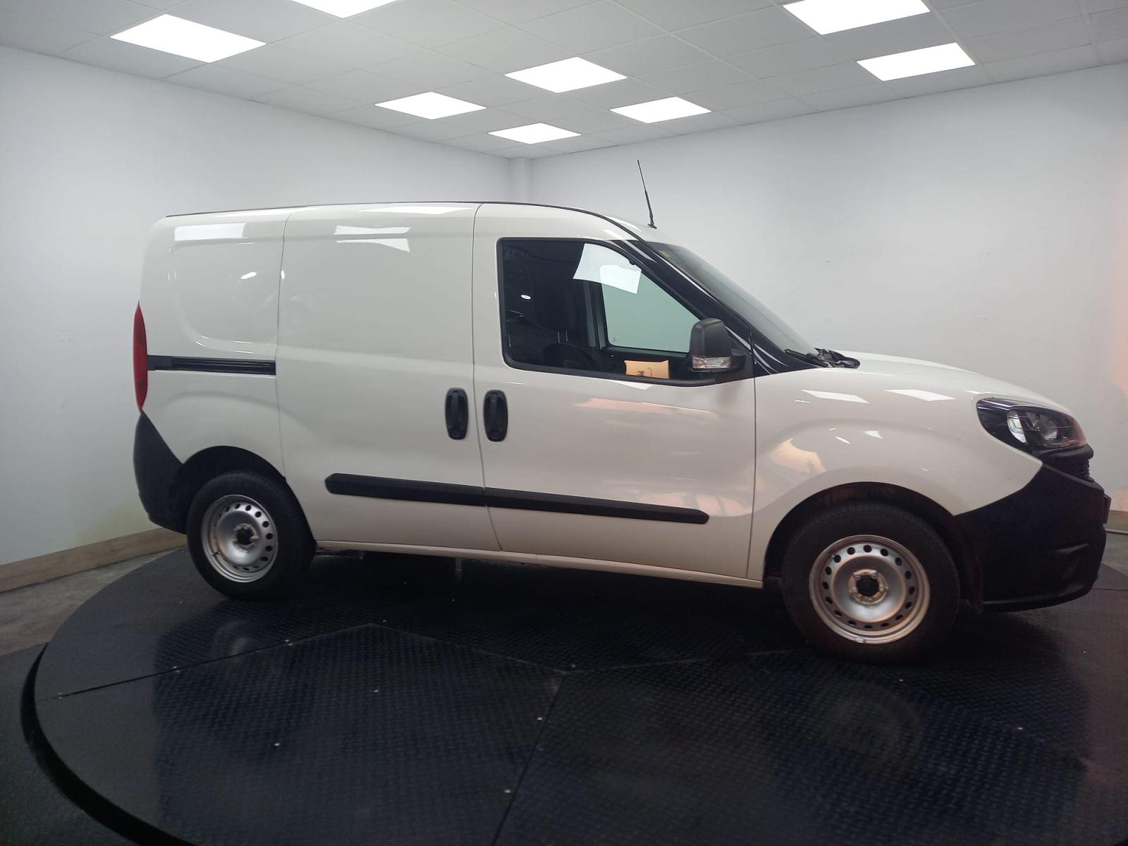 FIAT DOBLÓ BASE 1.3 MULTIJET 70KW (95CV) 3 