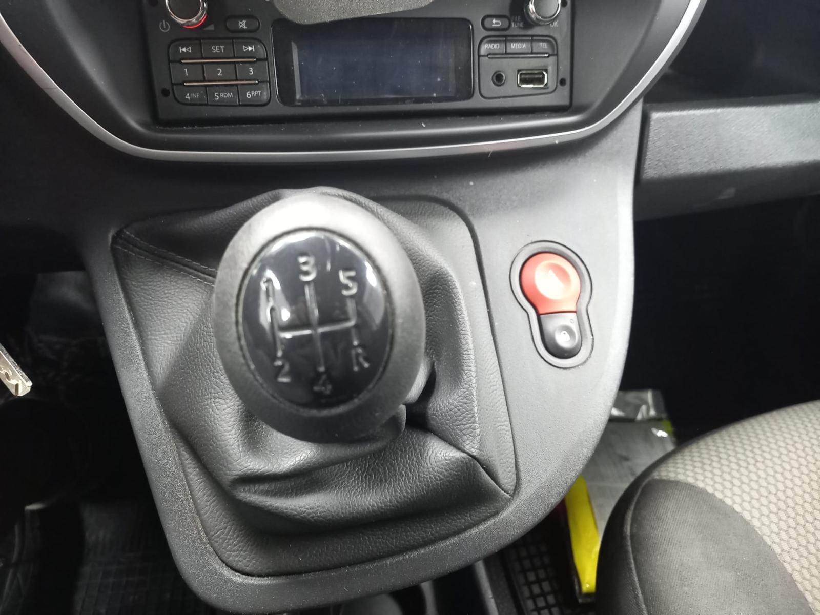RENAULT KANGOO FURGON II FURGÓN PROFESSIONAL 1.5 DCI 75CV MT5 15 