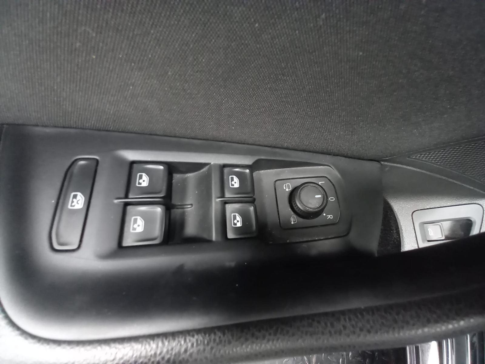 VOLKSWAGEN PASSAT BREAK COMFORTLINE DSG 1.6 TDI 8 
