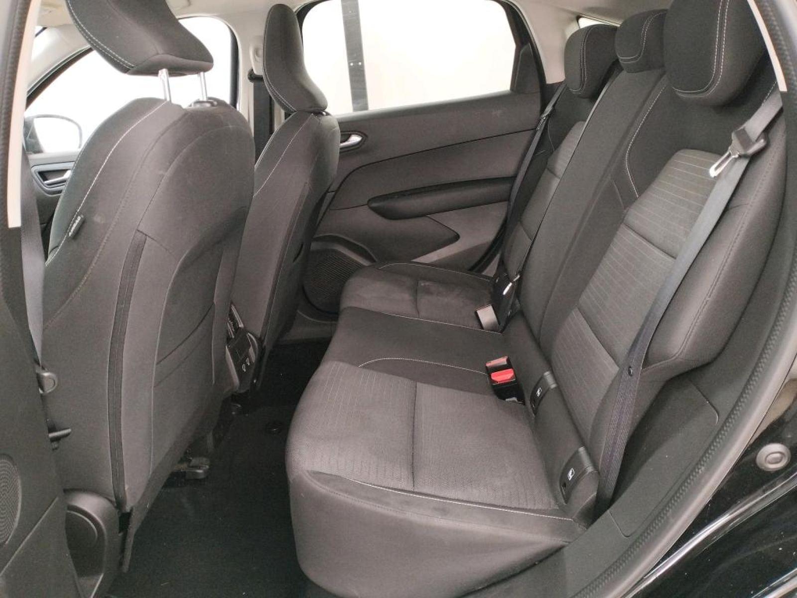 RENAULT ARKANA BUSINESS 1.6 E-TECH HYBRID 145CV BVA6 E6 8 