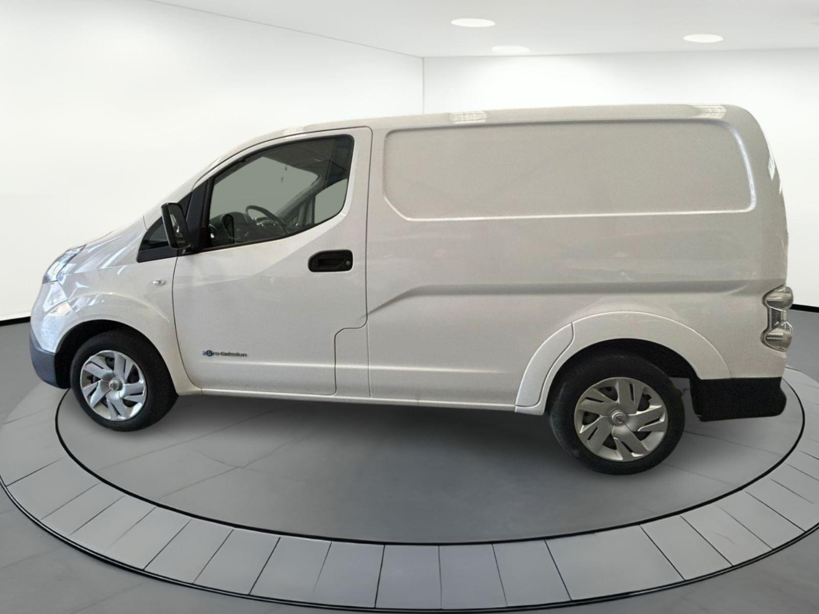 NISSAN E-NV200 FURGÓN 4P 40KWH PROFESIONAL 7 