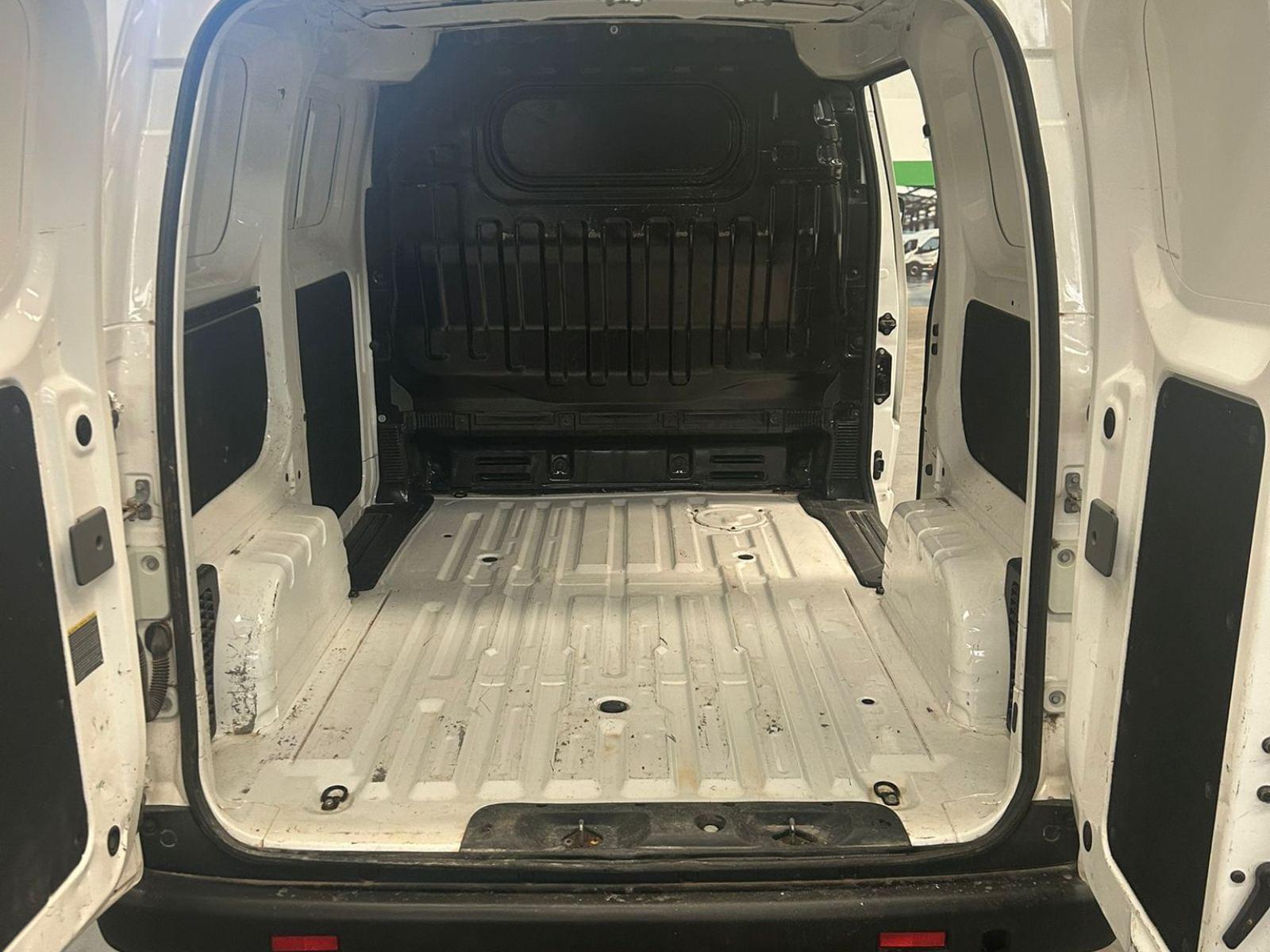 NISSAN E-NV200 FURGÓN 4P 40KWH PROFESIONAL 12 