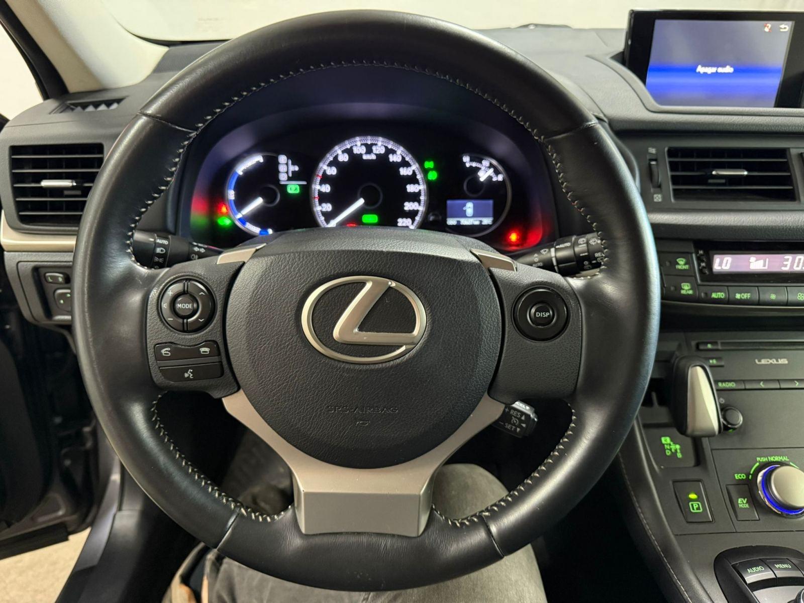 LEXUS CT 200H BUSINESS 9 