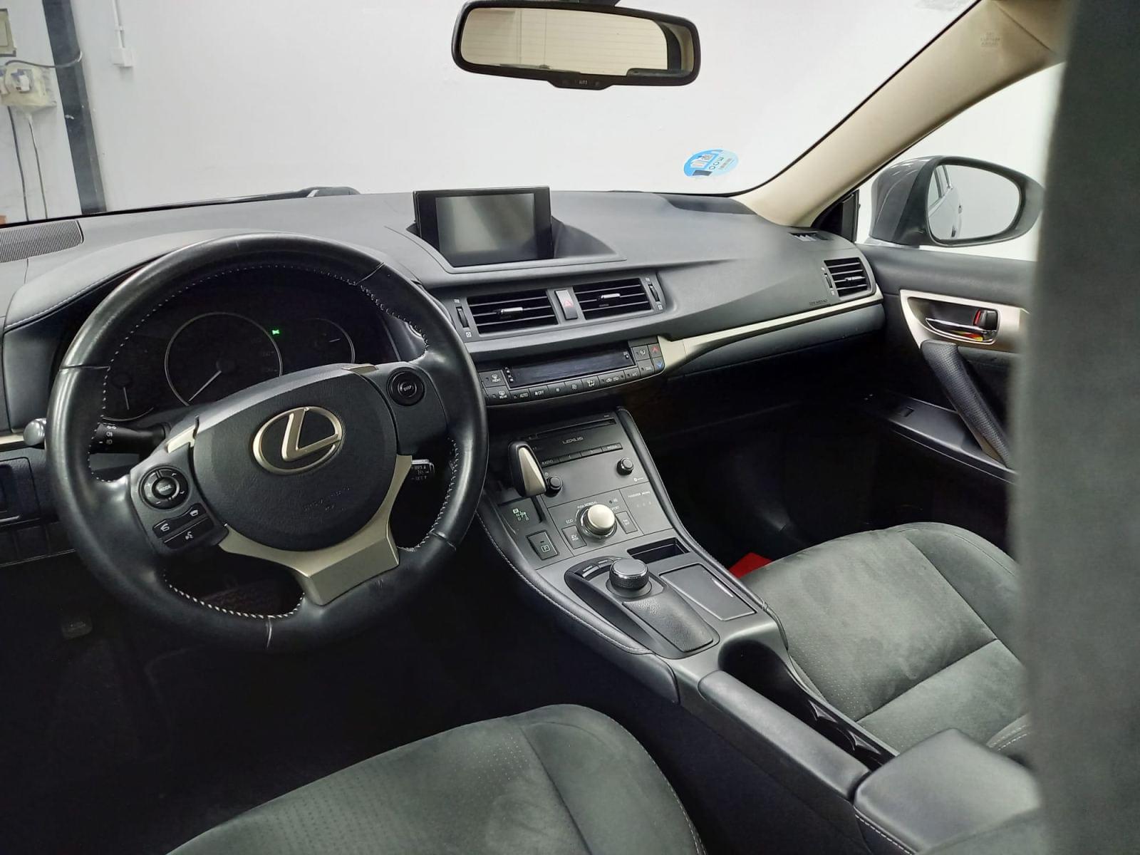 LEXUS CT 200H BUSINESS 22