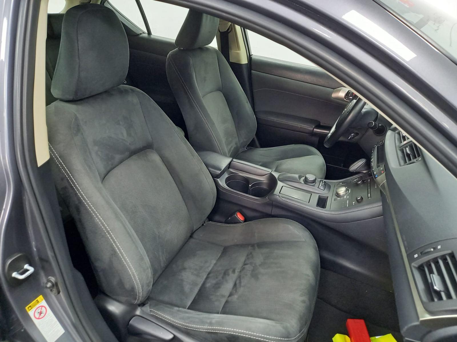 LEXUS CT 200H BUSINESS 25