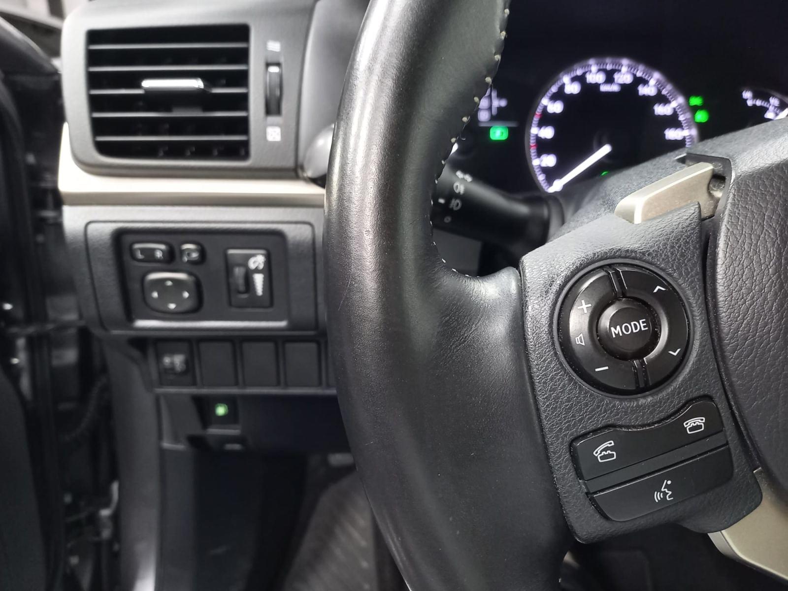 LEXUS CT 200H BUSINESS 31