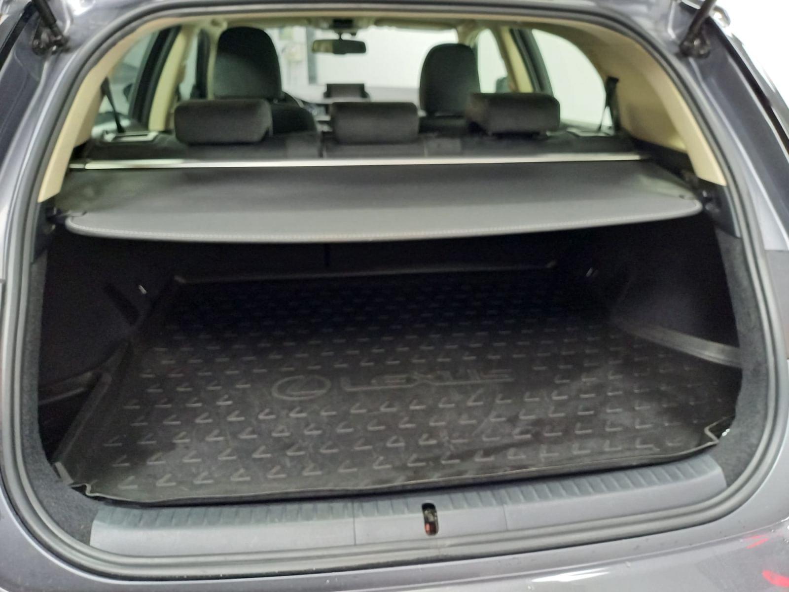 LEXUS CT 200H BUSINESS 33