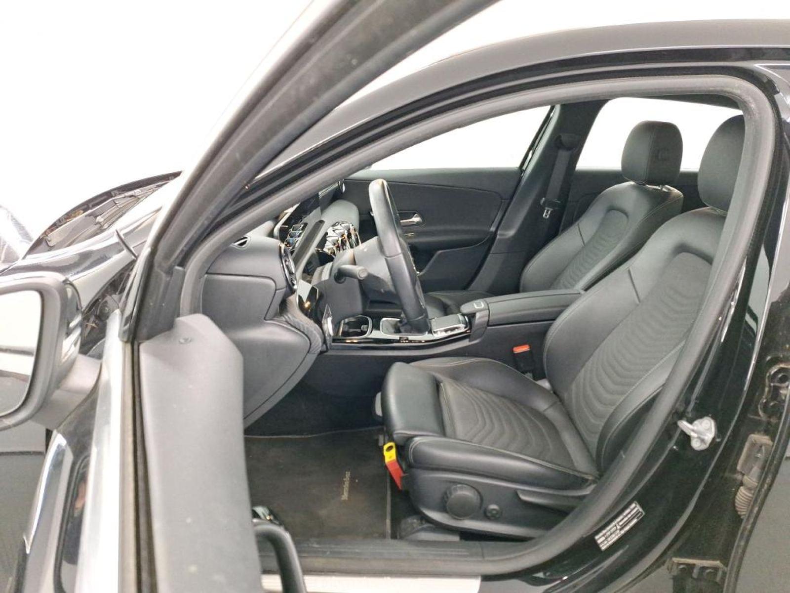 MERCEDES CLASE A 200 Business Solution (EU6d-TEMP) 6 