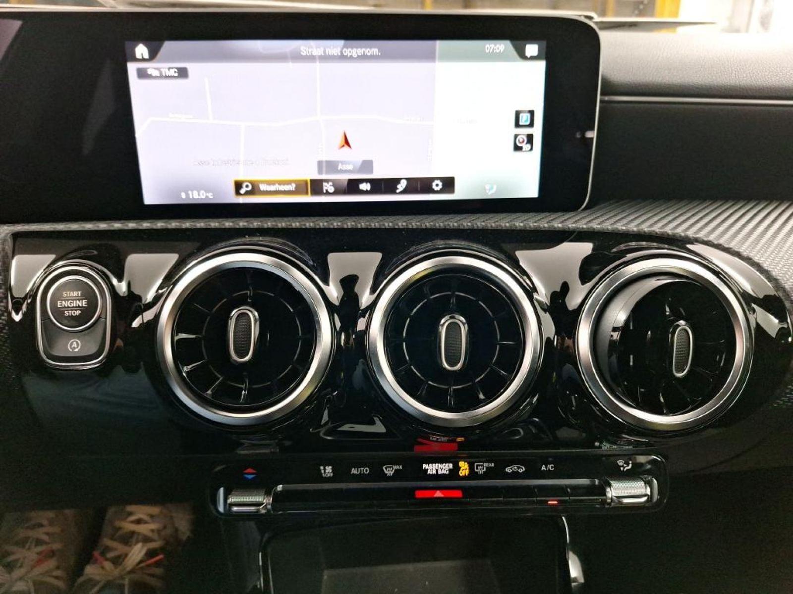 MERCEDES CLASE A 200 Business Solution (EU6d-TEMP) 9 