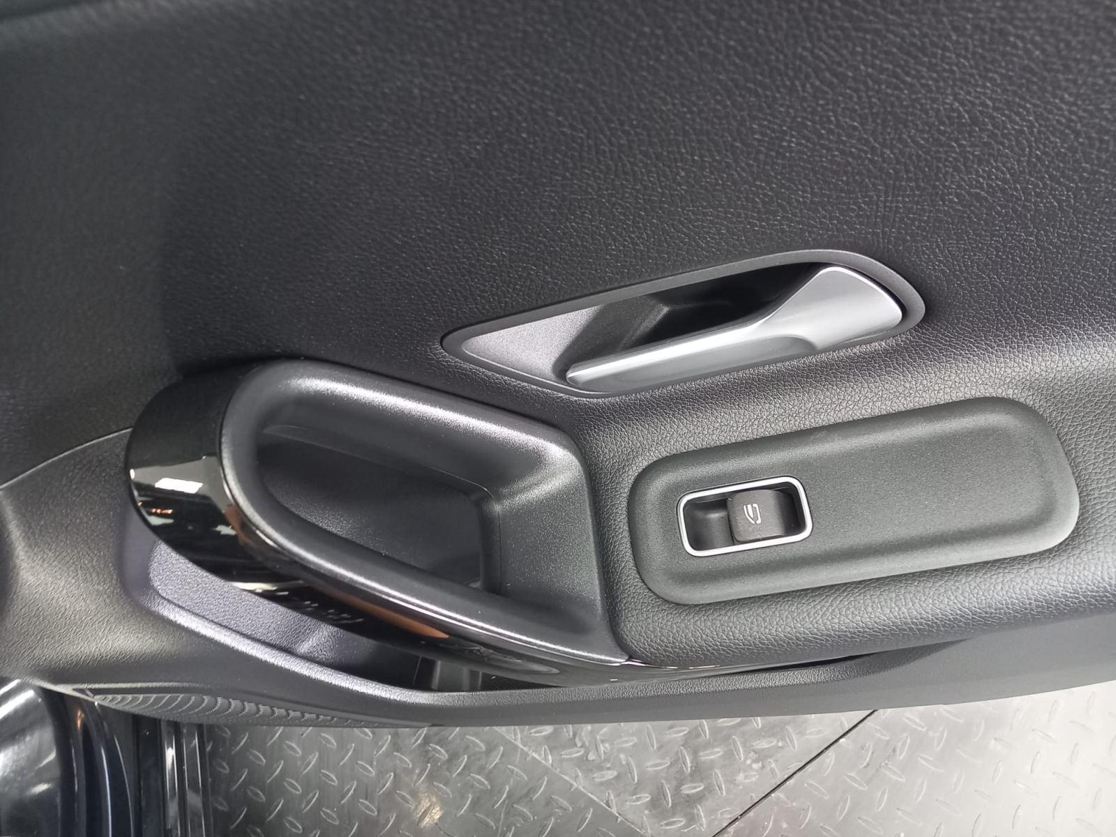 MERCEDES CLASE A 200 Business Solution (EU6d-TEMP) 14 