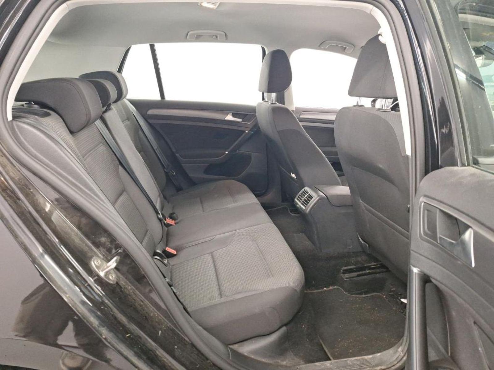 VOLKSWAGEN GOLF 1.0 TSI Comfortline OPF (EU6.2) Business 5 