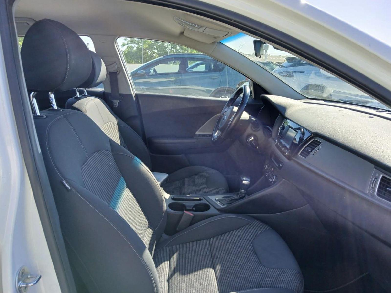 KIA NIRO CROSSOVER 1.6 GDI 104KW CONCEPT 4 