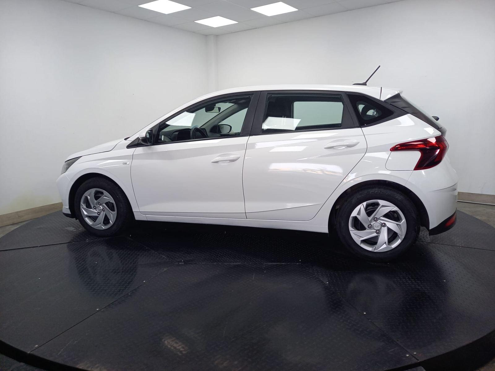HYUNDAI I20 1.0 TGDI 74KW (100CV) 48V ESSENCE 8 