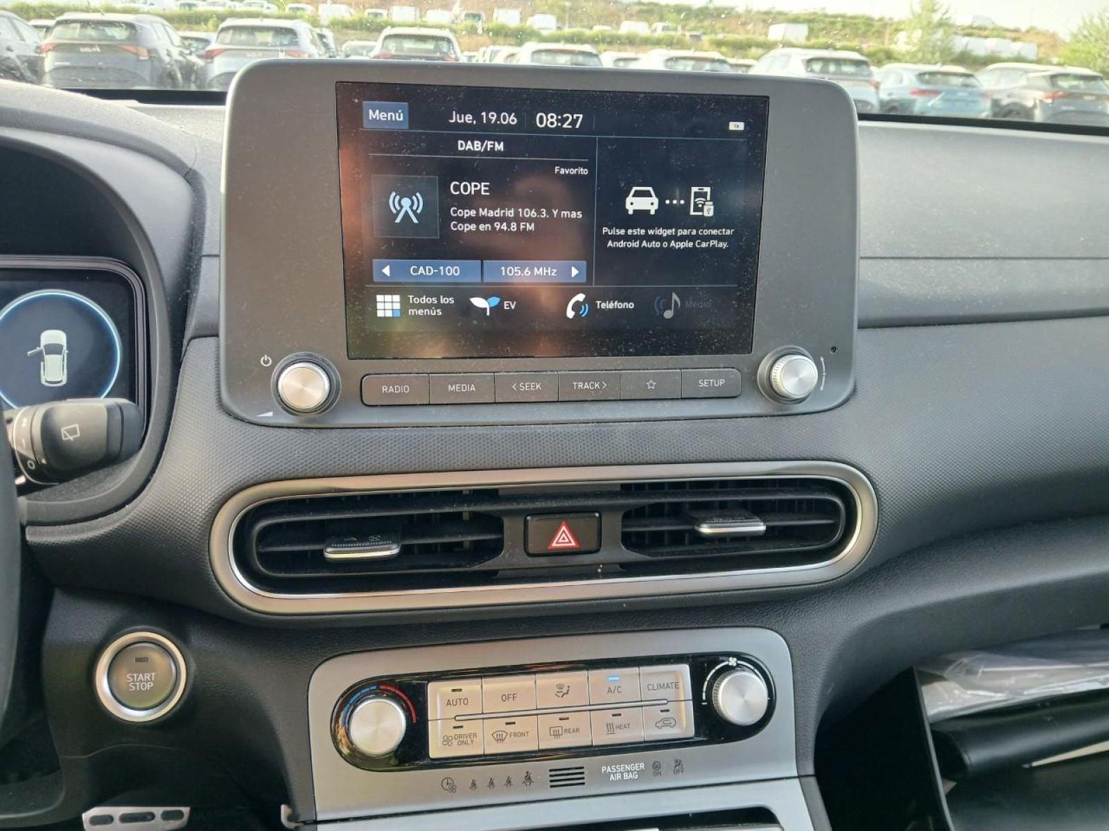 HYUNDAI KONA TODOTERRENO 150KW EV MAXX 8 