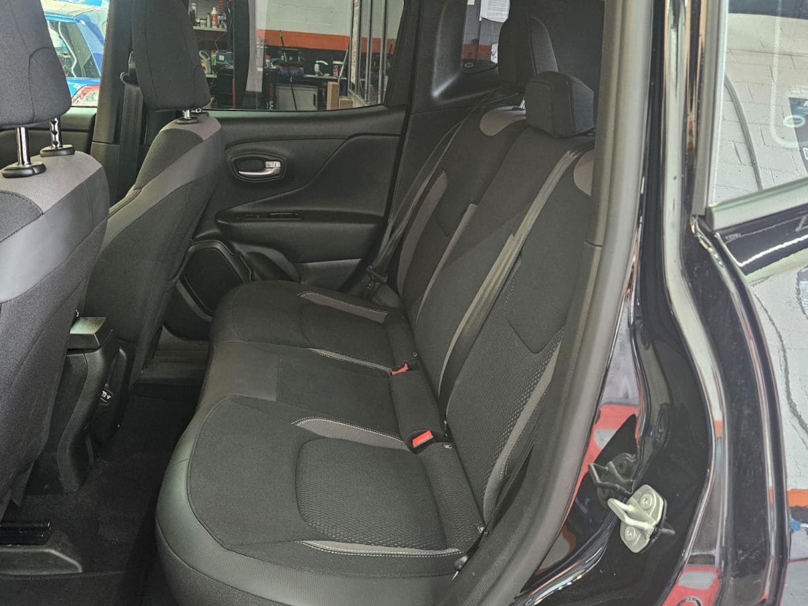 JEEP RENEGADE 9 