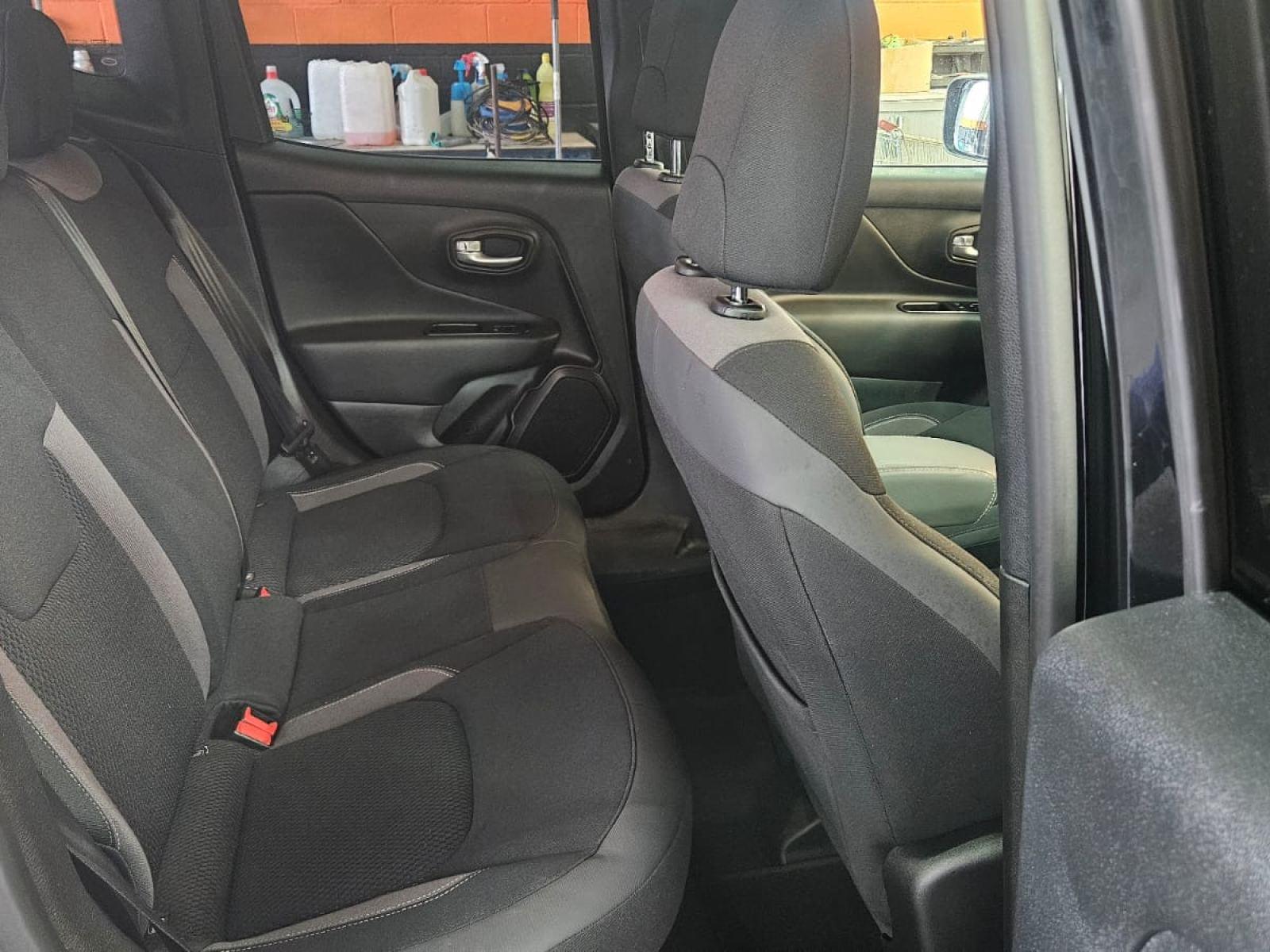 JEEP RENEGADE 10 