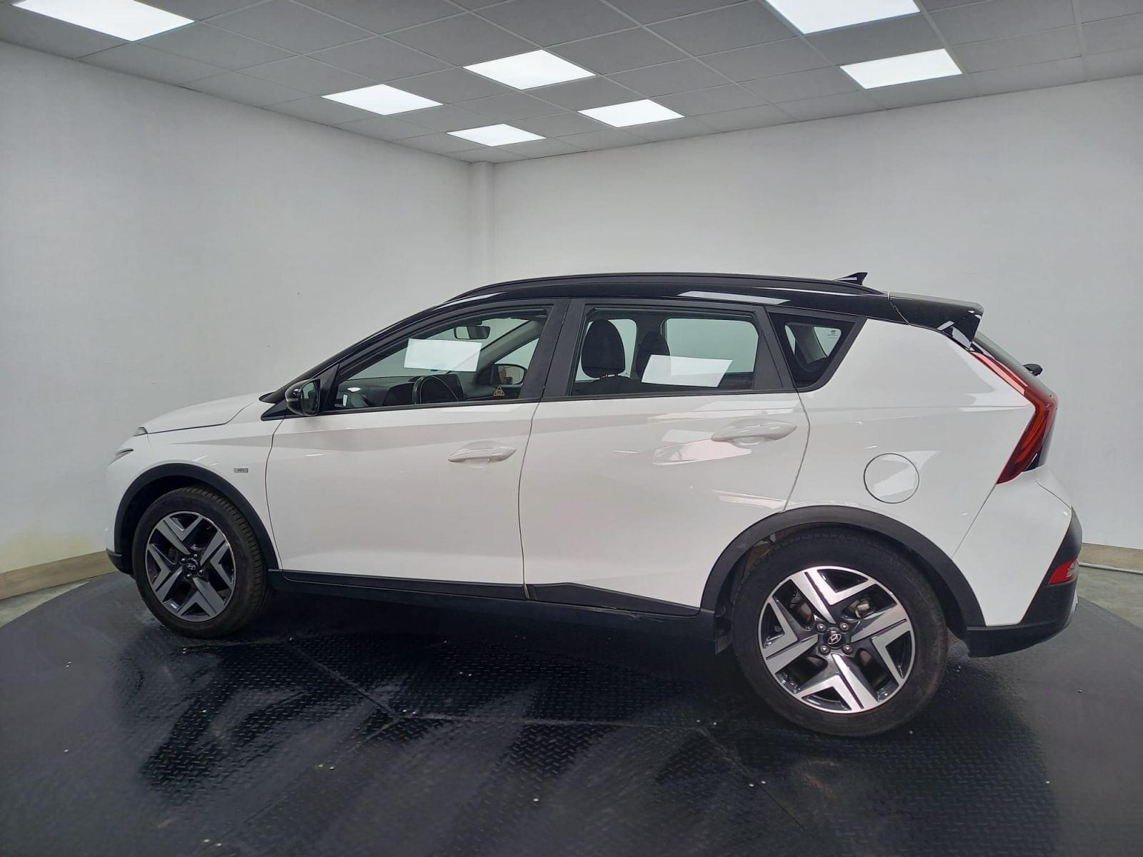 HYUNDAI BAYON 1.0T-GDI 48V INTRO 100CV 3 