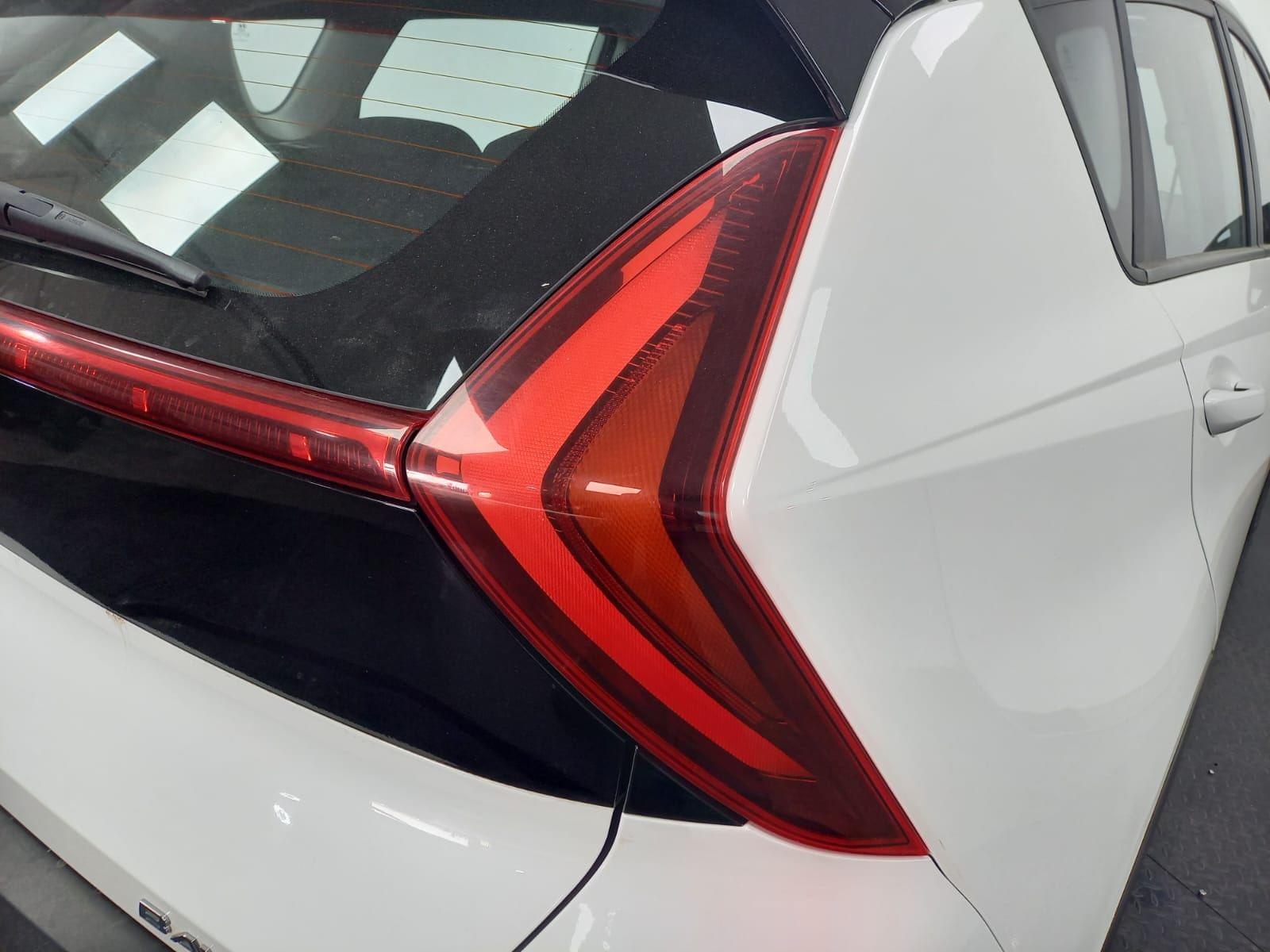 HYUNDAI BAYON 1.0T-GDI 48V INTRO 100CV 14 
