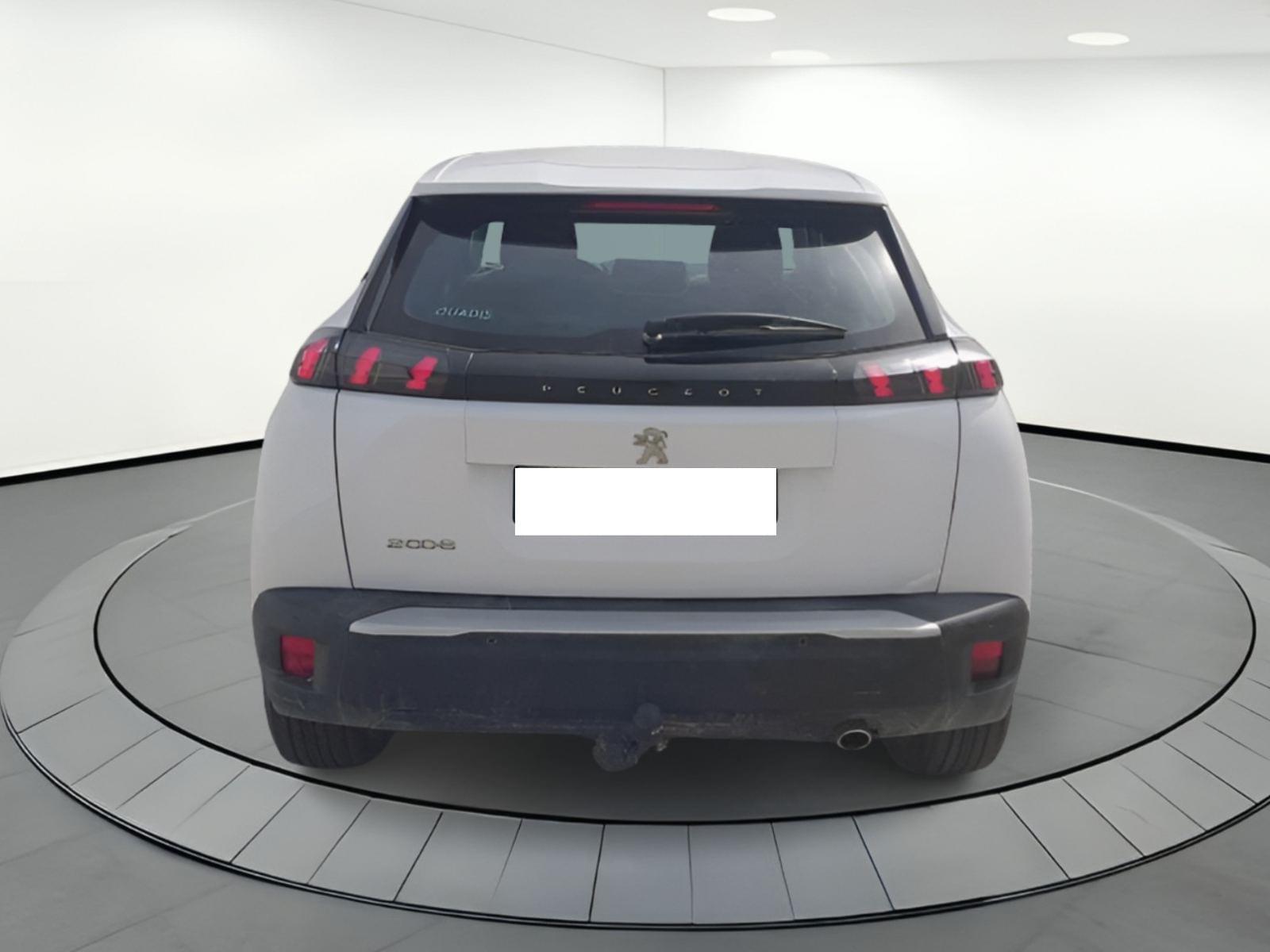 PEUGEOT 2008 Active BlueHDI 81kW (110CV) 81kW 5P 1 